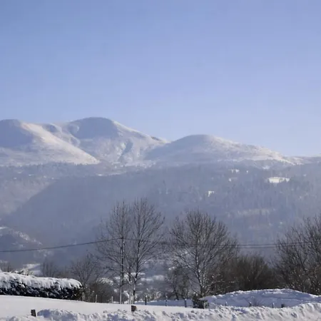 Myrtille Classee 4 Etoiles Meuble De Tourisme - Vue Montagne, Terrasse, Jardin, 8 Pers * Murat-le-Quaire