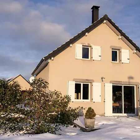 Myrtille Classee 4 Etoiles Meuble De Tourisme - Vue Montagne, Terrasse, Jardin, 8 Pers Murat-le-Quaire