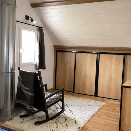Myrtille Classée 4 étoiles Meublé De Tourisme - Vue Montagne, Terrasse, Jardin, 8 Pers Murat-le-Quaire